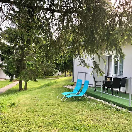 Ryn Lake Resort Parco vacanze *